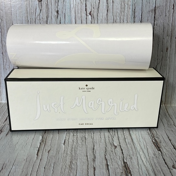 Kate Spade - Just Married Car Decal - Picture 1 of 3